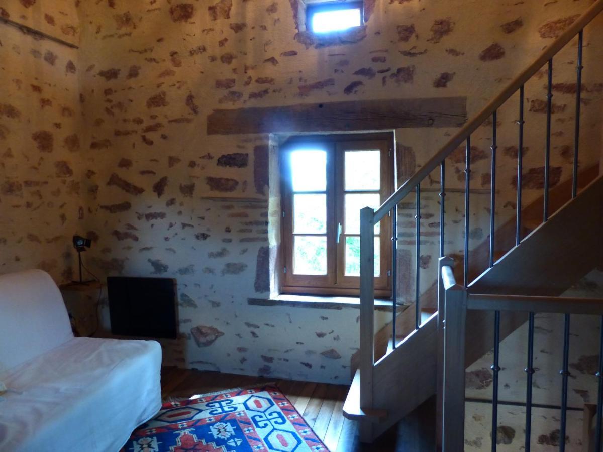 Bed and Breakfast L'Abrejou Le Donjon Esterno foto